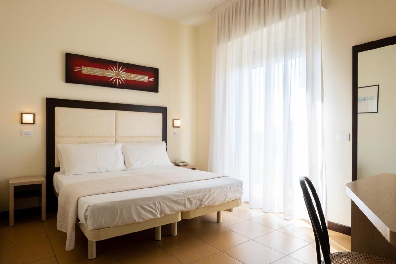 Hotel City Rimini Exterior photo